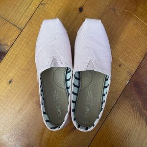 Toms Pink Shoes